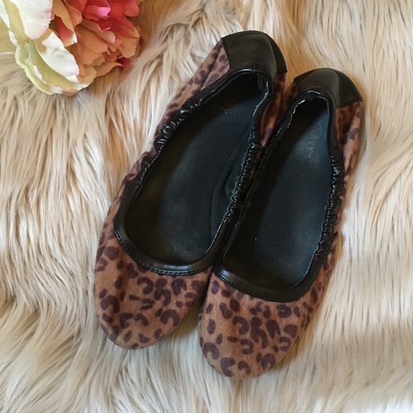 GAP Shoes - FLASH SALE💥GAP leopard print ballet flats