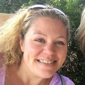 Meet your Posher, Alisa