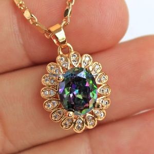 18 K gold pendant