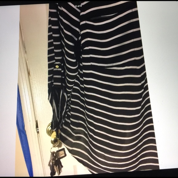 Covington women's plus roll Tab sleeves top blk/wh - Picture 3 of 4