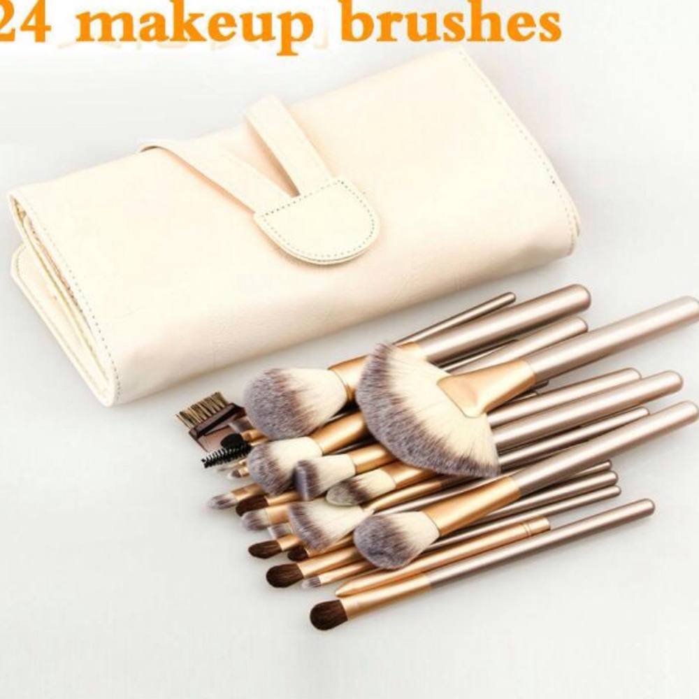🌷🌷New 🌷🌷24pcs High Quality Gold Makeup Brushes