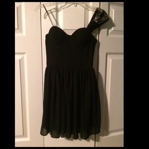 Guess Black One Shoulder Cocktail Dress