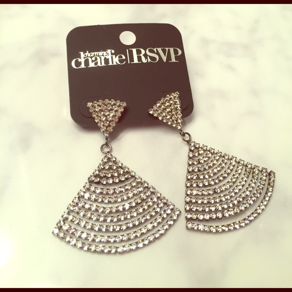 Sparkly silver dangly earrings