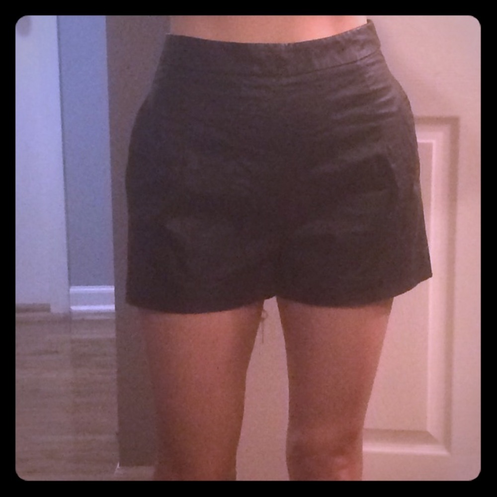 *SOLD* High-waist Leather Shorts