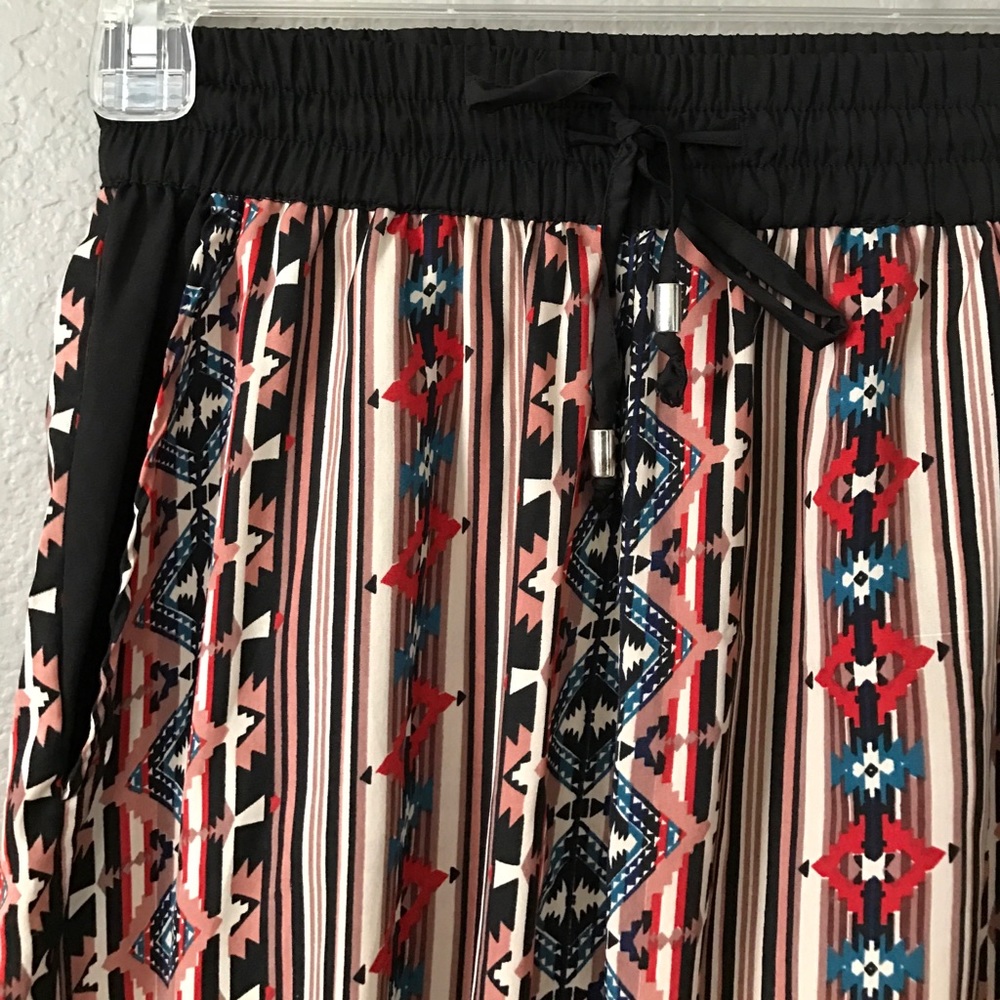 Aztec Joggers - Picture 3 of 3
