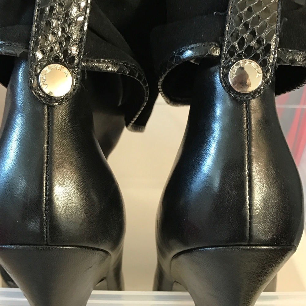 Black Booties - Picture 4 of 6