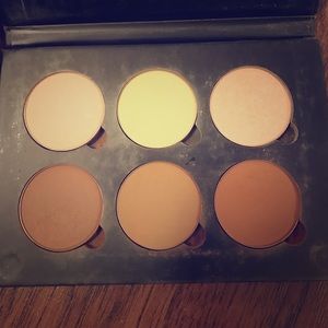 Anastasia Beverly Hills Powder Contour Kit