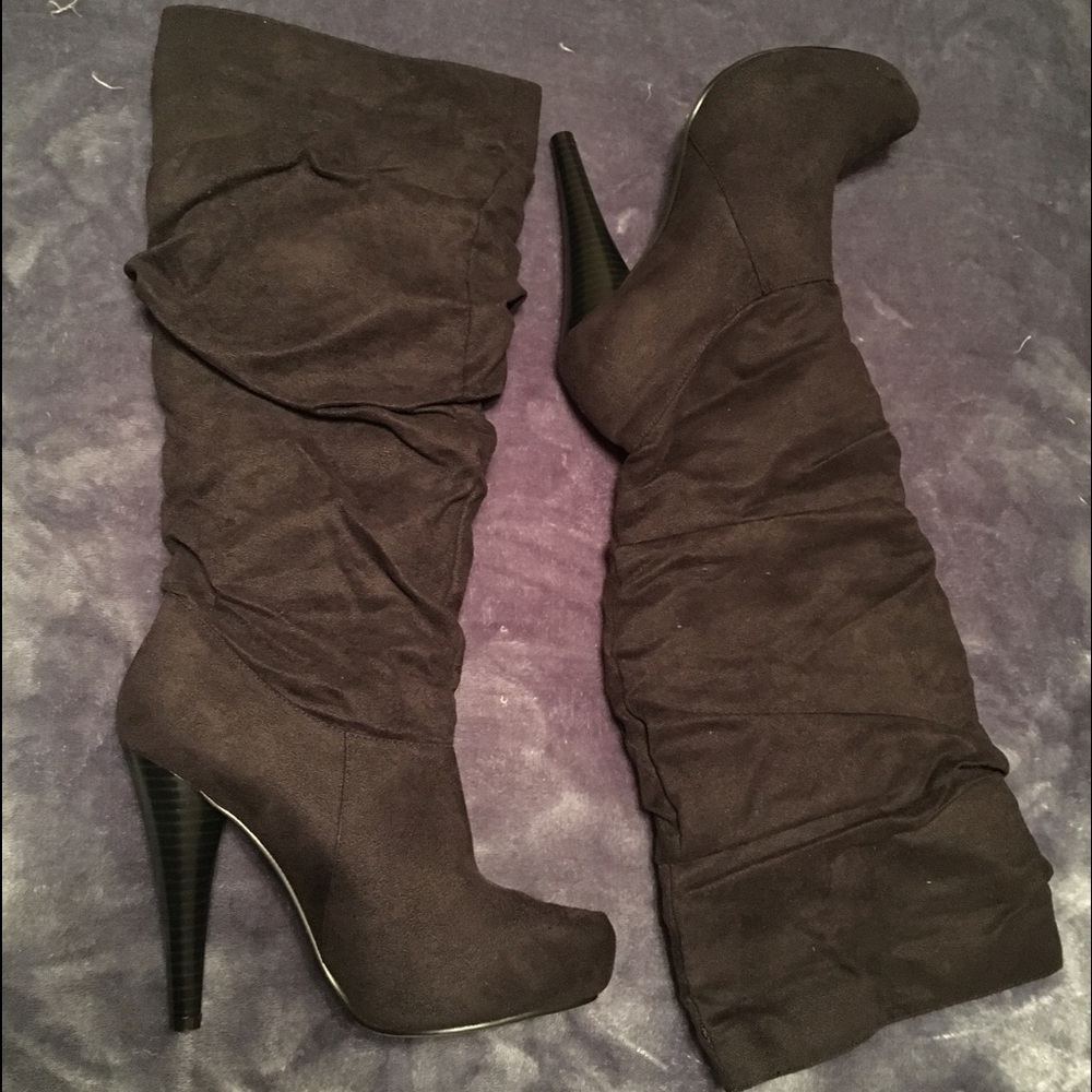 Kneehigh Heeled Boots