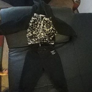 Leopard 2 piece sweat suit outfit