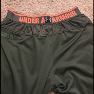 Combine training under armour sweats