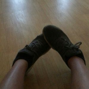 Meet your Posher, Manuel