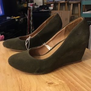 Merona wedges