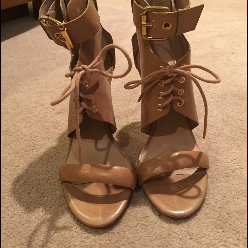 Pour La Victoire Brit Lace Up sandals
