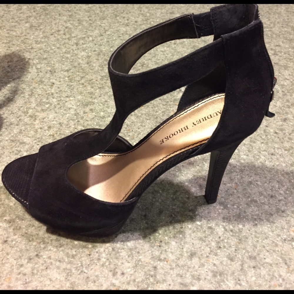 New Audrey Brooke Black Heels