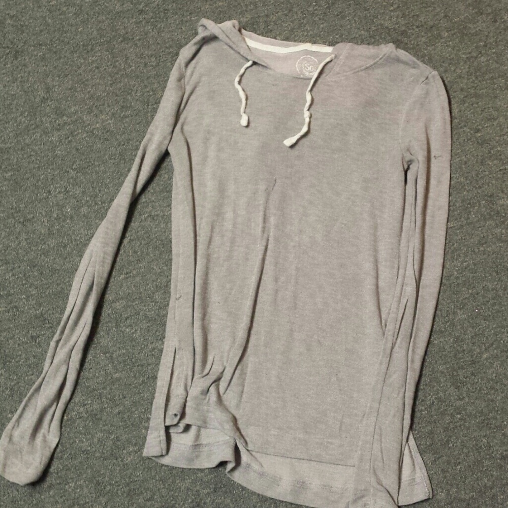 Gray long sleeve tshirt with hood