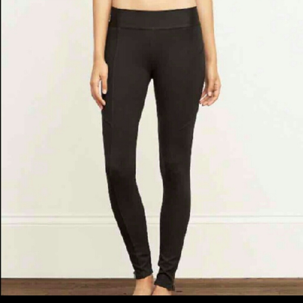 EUC Abercrombie & Fitch skinny leggings M