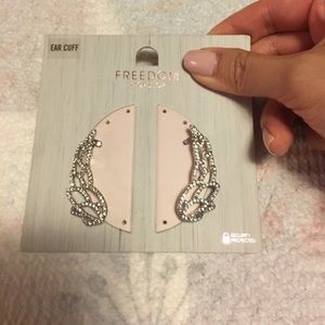 Brand new topshop ear cuff