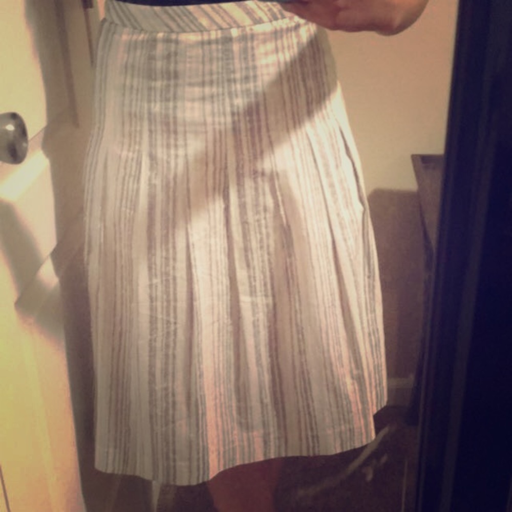 Loft skirt