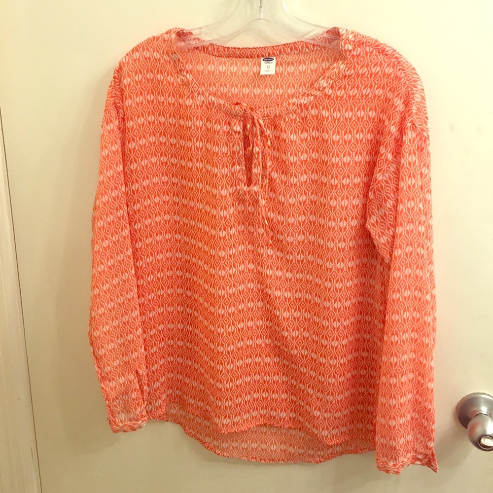 Old Navy sheer patterned blouse