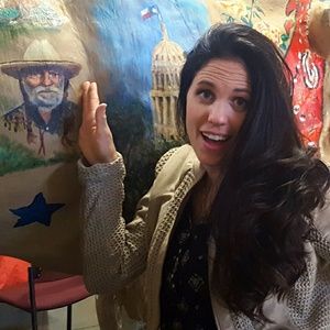 Meet your Posher, Marialena