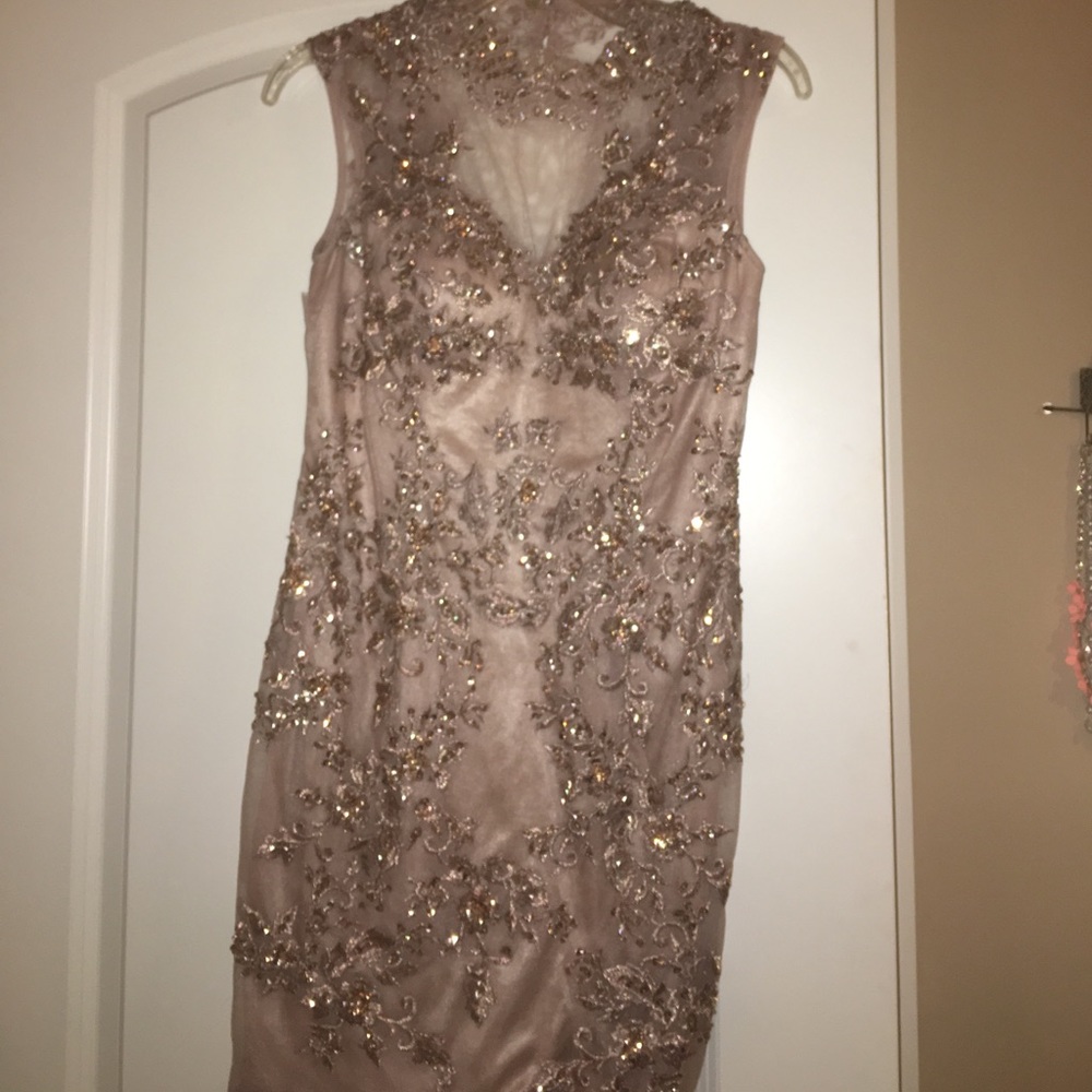 Beautiful gold homecoming dress