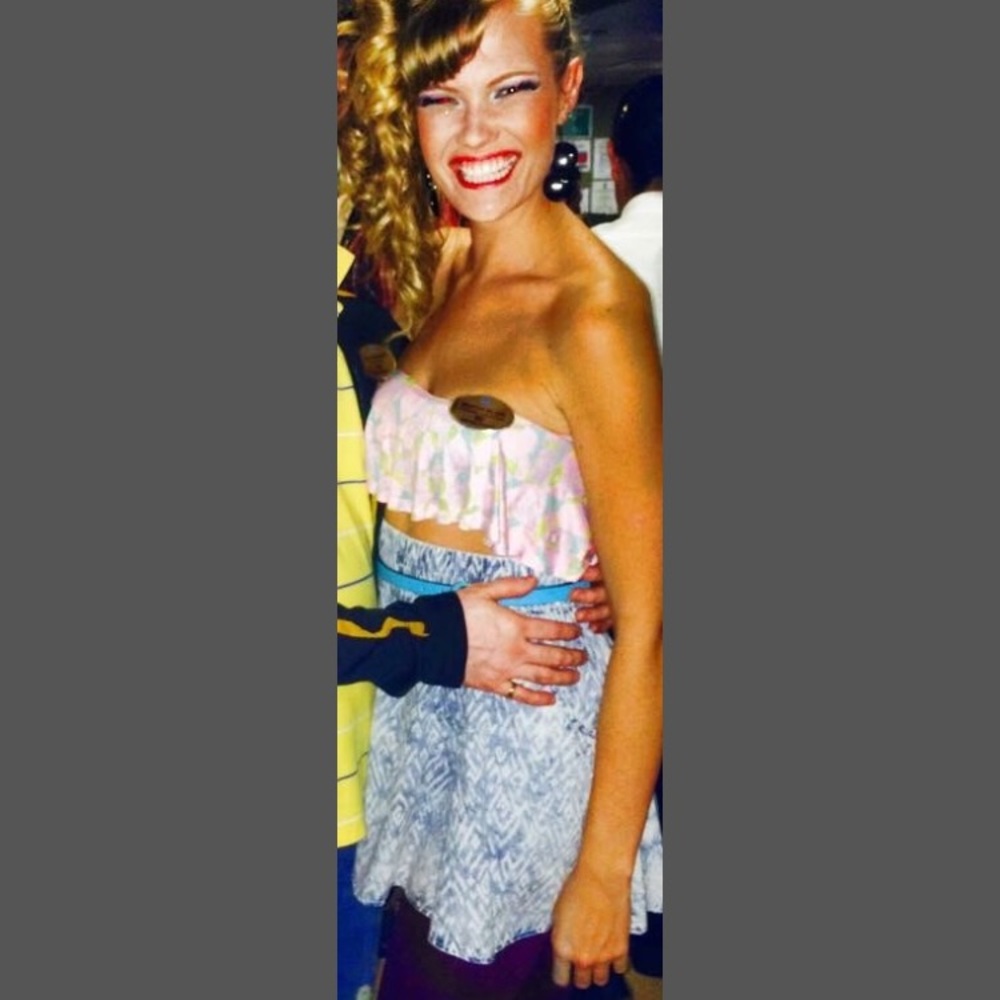 Faded jean skirt with pockets