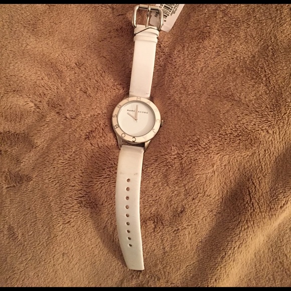 Marc Jacobs White Leather Watch - Picture 2 of 5