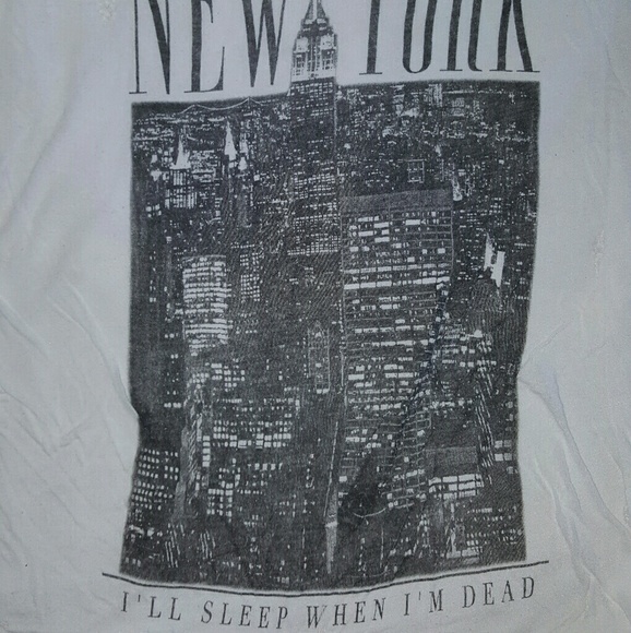 "New York" Brandy Graphic Tee - Picture 4 of 4