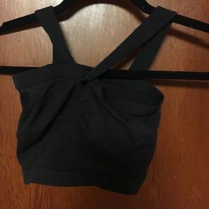 Black sports bra