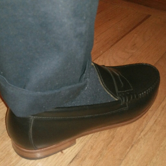 Warfield & Grand Penny Loafers - Picture 3 of 4