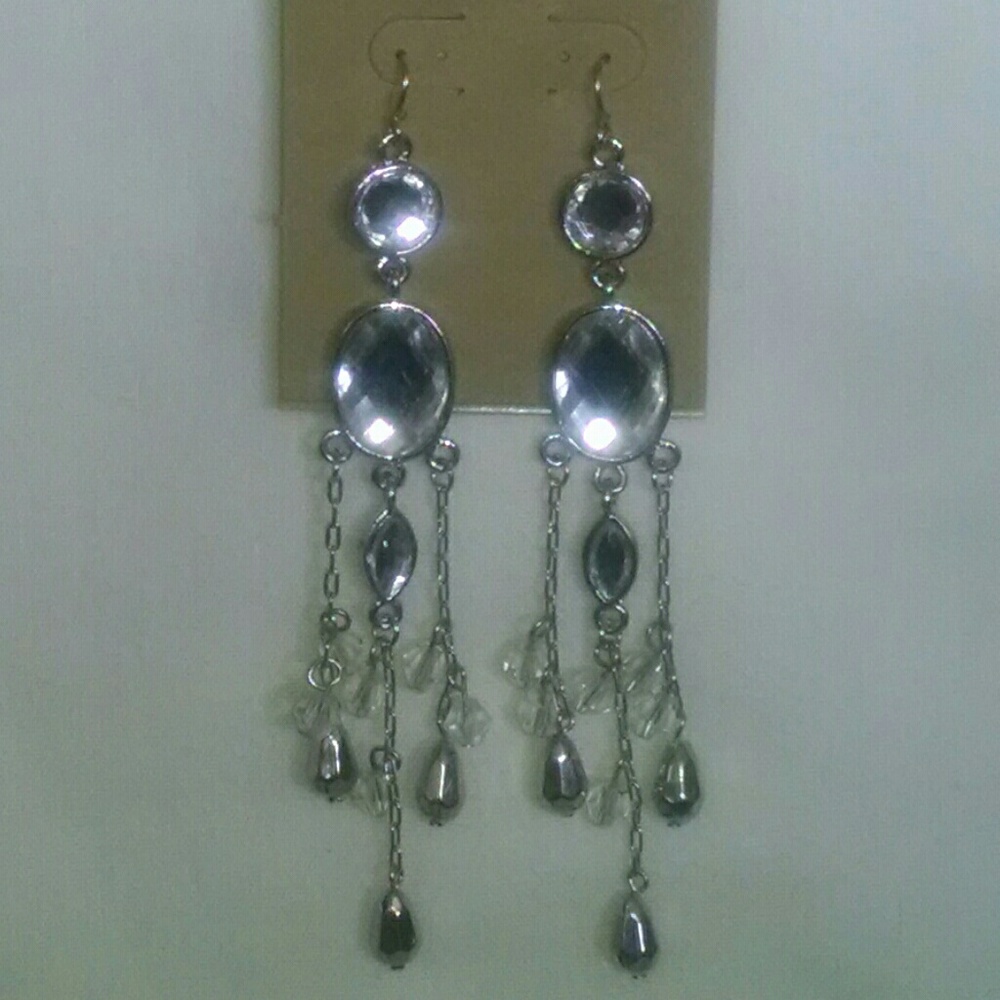 Silvertone beaded rhinestones dangle earrings.