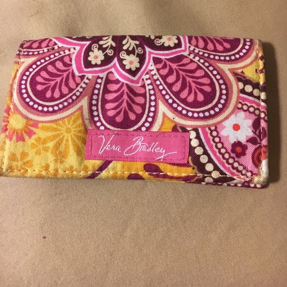 Very Bradley card holder BNWOT - Picture 1 of 3