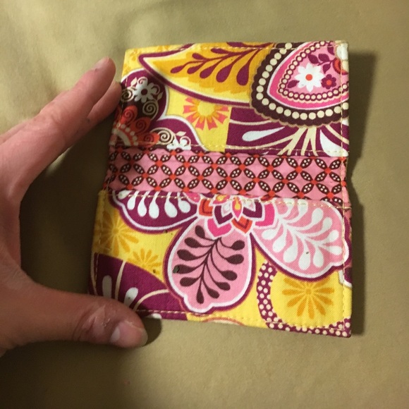 Very Bradley card holder BNWOT - Picture 2 of 3