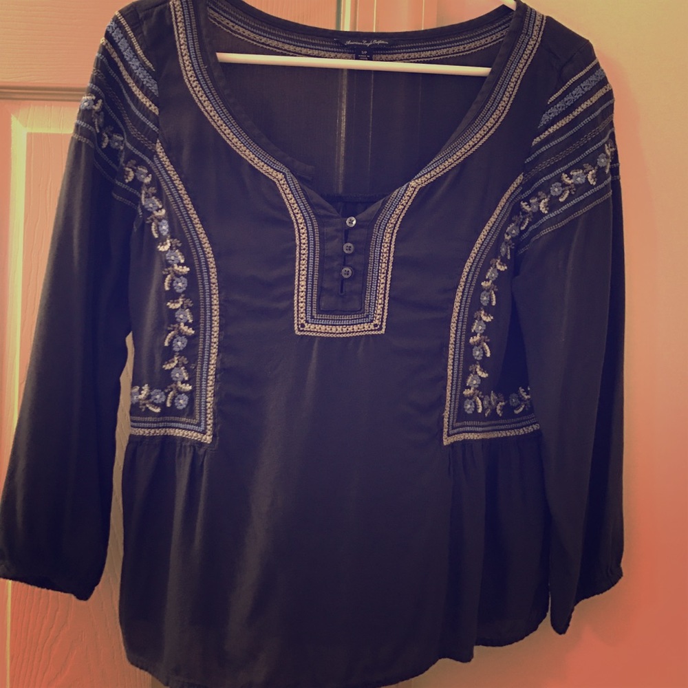 American Eagle top shirt