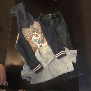 3 piece 5T Lot Of Clothing