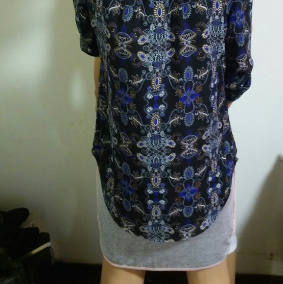 Top - Picture 2 of 4