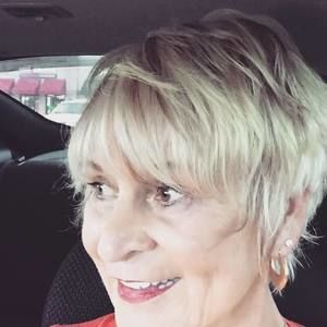 Meet your Posher, Lori