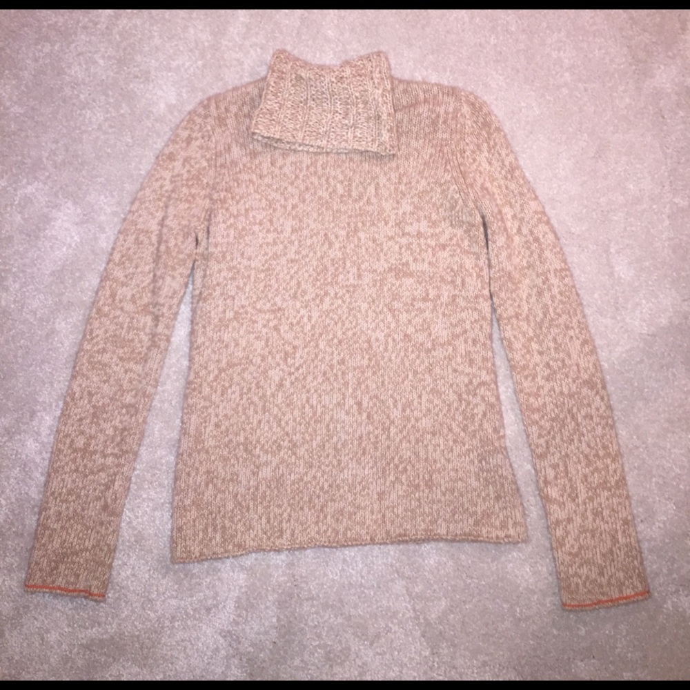 Beautiful Camel Colored Gap Sweater, Size M