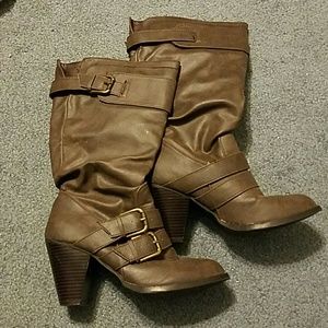 Size 7 Heeled Boots