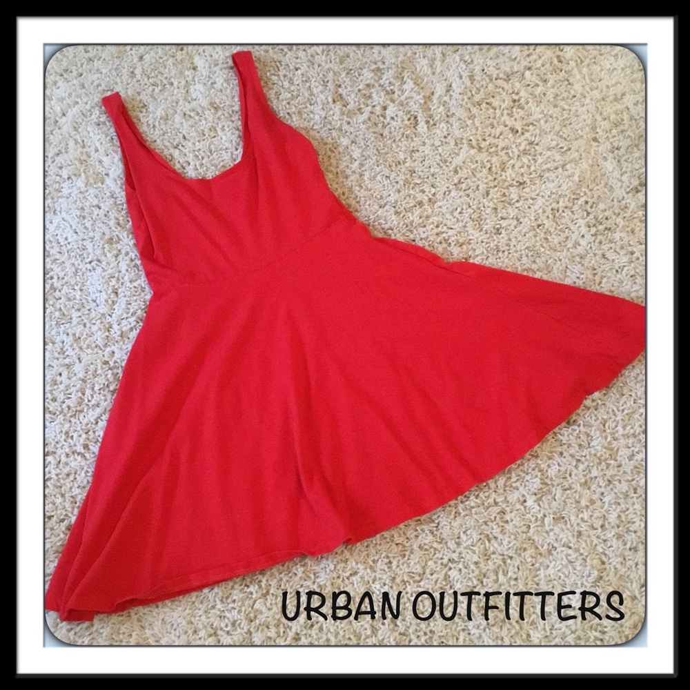 #156  🌴 URBAN OUTFITTERS SPARKLE & FADE RED DRESS