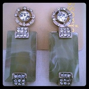 Beautiful green stone rhinestones earrings