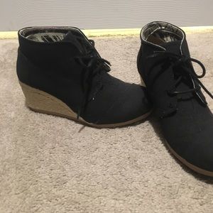 Wedge heels shoes size 6.5