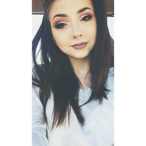 Meet your Posher, Holly