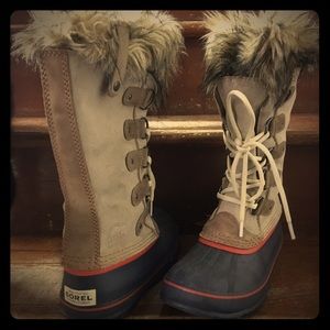 Sorel 'Joan of Arctic' snow boots