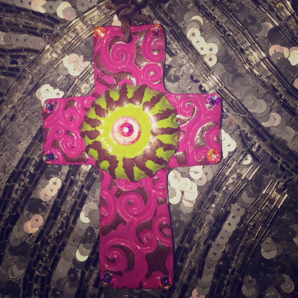 💋BUy 2  SHIP FREE💋Beautiful vintage cross choker - Picture 2 of 2