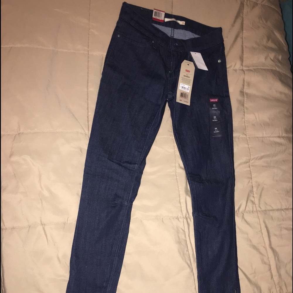 Levi's 711 skinny jeans.