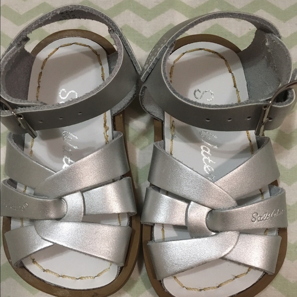 Salt and water size 4