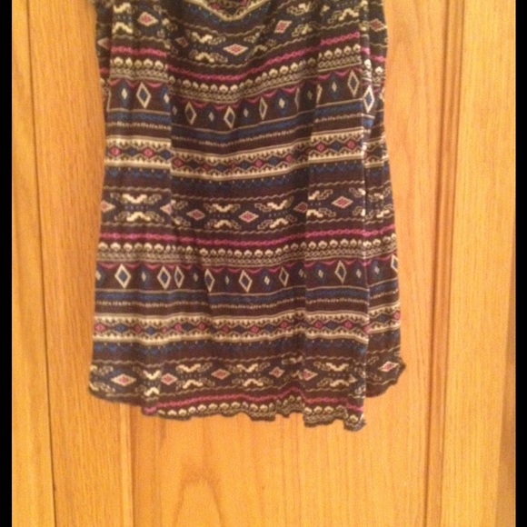 Forever 21 cropped tank! - Picture 2 of 4