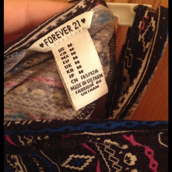 Forever 21 cropped tank! - Picture 4 of 4