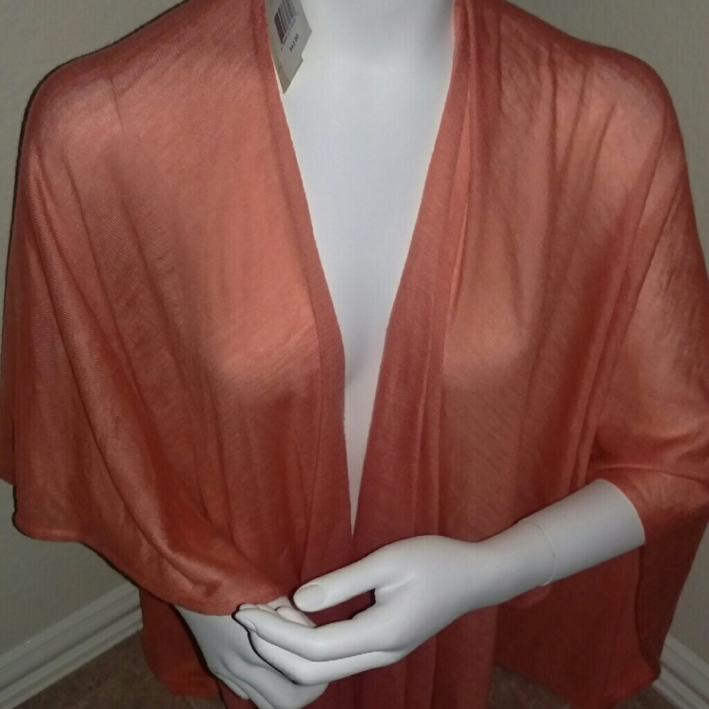 Collection 18 wrap coral